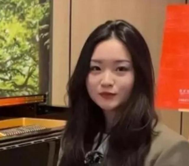 联想触控笔记本：指尖魔力，未来科技尽在掌握！